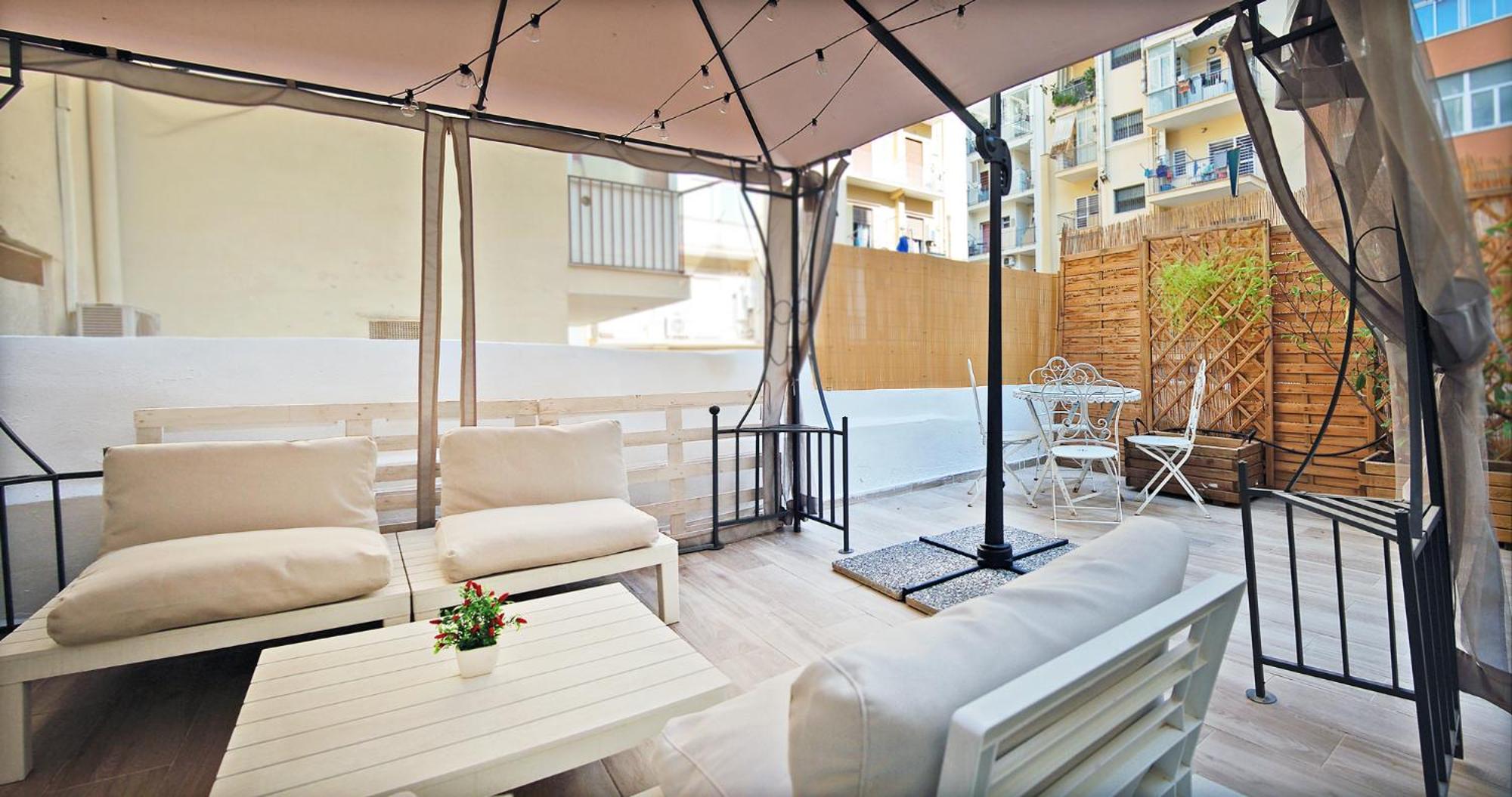 Hotel La Casa Del Melo Bari Esterno foto